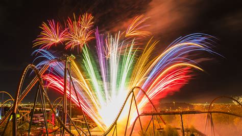 Labour Day Fireworks show at Canada's Wonderland | Family Travel Guide