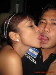 Ia mengamini pernyataan netizen, bahwa tindik membuat kesan mengganjal saat berciuman. AUTO DUNIA BLOG & PERMOTORAN: Gambar Artis Cium Mulut ...