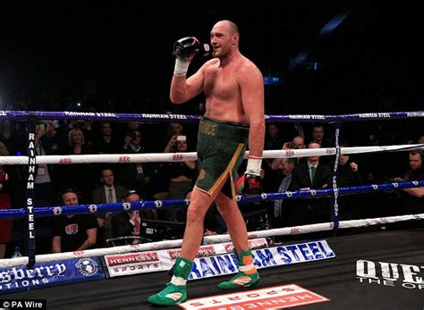 However, tyson fury has found a workaround to this. Tyson Fury and Lennox Lewis clash in heavyweight Twitter ...