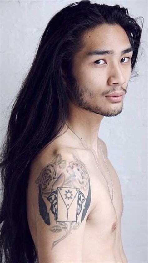 However, don't feel that it undermines your masculinity whatsoever! 30+ Men Long Hair | The Best Mens Hairstyles & Haircuts