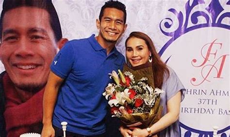 Fahrin ahmad cuba pisahkan tiz zaqyah dan arslan asad butt. Gambar Sambutan Birthday Fahrin Ahmad & Ulangtahun Perkahwinan