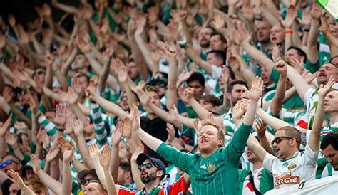 Sie suchen nach rapide in ? Cupfinale: SK-Rapid-Wien-Fans verwandeln Stadion in grün ...