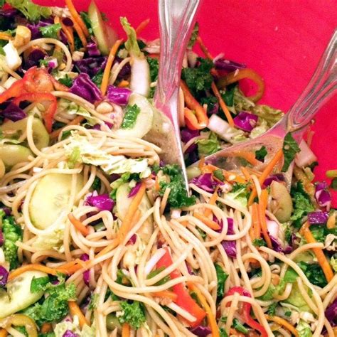 Pioneer woman vegetarian pad thai / 30 best noodle bowl recipes easy noodle bowl ideas. Sunday Supper {Asian Noodle Salad} | Asian noodle salad ...