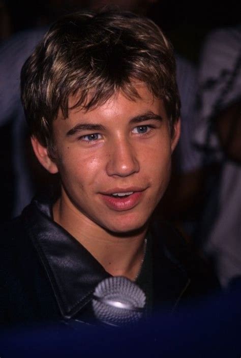 Jonathan taylor thomas first hit the hollywood scene in the early '90s, and he quickly became the king of magazine pinups as one of the most popular jonathan taylor thomas valentine's day. Pin by Ellie Weiss on Jonathan taylor thomas | Jonathan ...