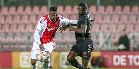 Ajax have been furious in eredivisie lately and. Jong Ajax laat zich verrassen, Almere City klopt TOP Oss ...
