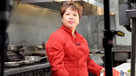 The series shares the food and stories of female chefs who are stirring the pot with creativity and style, from popular restaurateur and chef susan spicer. KITCHEN QUEENS: NEW ORLEANS | American Public Television