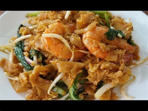 Ordered special kuey teow goreng and it's delicious. Tutorial Resepi Kwetiau Goreng Penang - Kuliner Melayu