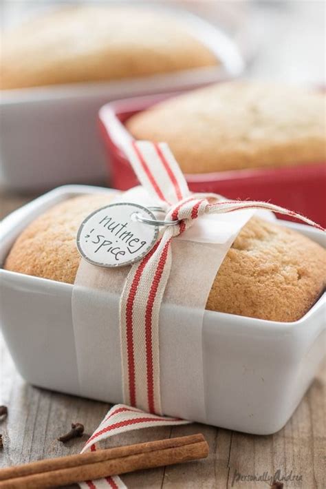 The sixth door of kitchen stories advent calendar is now open and we proudly present to you loaf cake made from the most popular christmas cookies! Christmas Loaf Cake Packaging - Mini Bread Loaf Baking ...