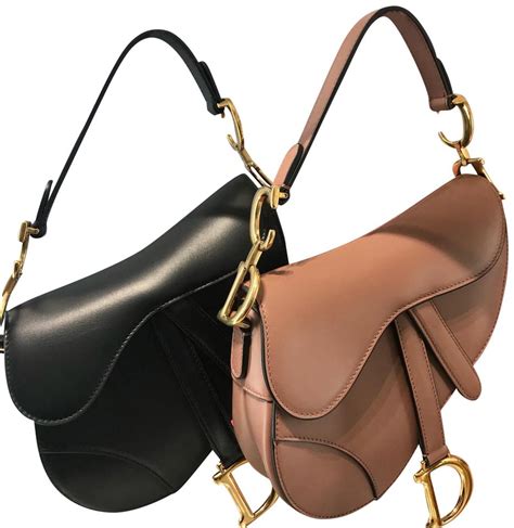 Dior lady bags and dior crossbody bags are luxurious but, christian dior is taking a break from the sweet and pure designs and going full force. Dior 2018 Saddle In Black Calfskin Leather Shoulder Bag ...