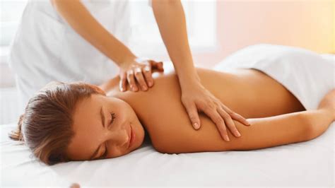 Explore tweets of pijat panggilan bali @oncall_massage on twitter. Sports massage | Hotel Eiger Grindelwald