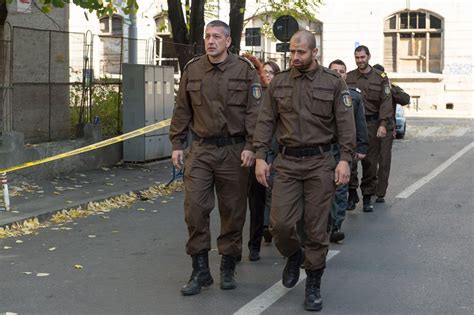 Ma bucur sa ne intalnim pe pagina mea de facebook. Brigada Antiterorista a SRI a donat sange pentru raniti ...