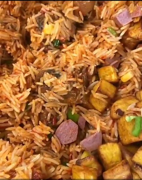 There's something suspicious about egg fried rice. How To Cook Jollof Rice With Egg Or Boiled Egg : Oven ...