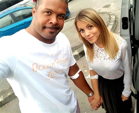 Cabral ibacka (tv actor) was born on the 4th of october, 1977. Andreea Ibacka, soția lui Cabral, este însărcinată. Ce ...