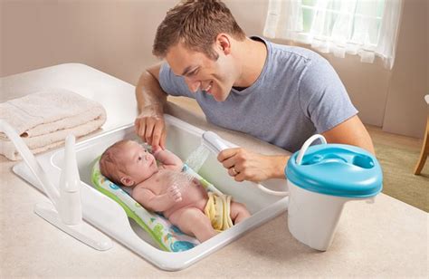 Prince lionheart's tubimal infant and toddler tub. Summer Infant - Newborn to Toddler Bath and Shower Center