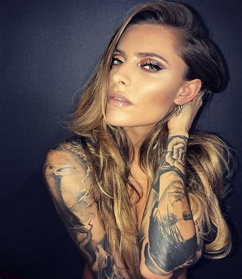 Schauspielerin, moderatorin, werbegesicht, berliner investor @schuettflix impressum: Die besten 25+ Sophia thomalla tattoo Ideen auf Pinterest ...