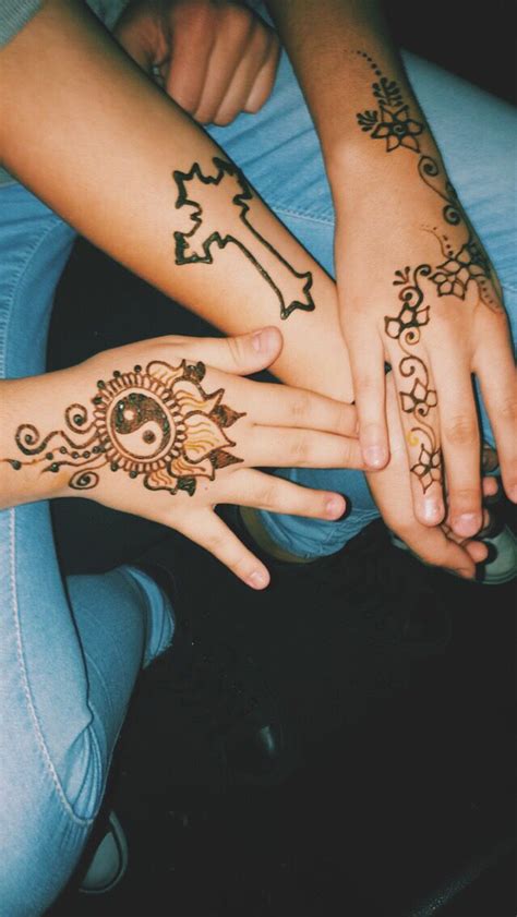 I have over 8years of henna experience & facepainting is a personal challenge and joy. @ the henna place | Hand tattoos, Hand henna, Henna