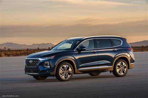As you move up the santa fe's trim level lineup, there are more powertrain choices. 2019 Hyundai Santa Fe - HD Pictures, Videos, Specs ...