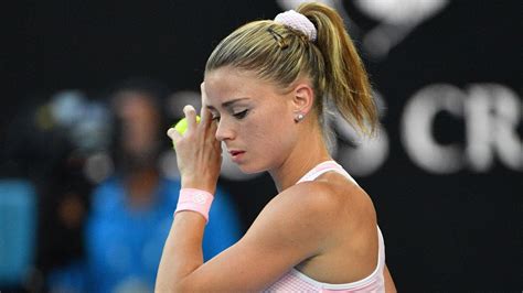 Camila giorgi is an italian professional tennis player. Camila Giorgi s'illude, poi crolla: si spegne l'ultima ...