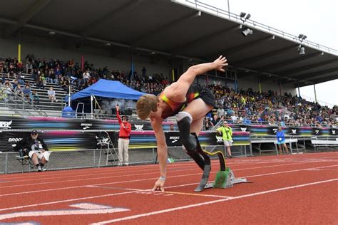 Videos and photos of davis and woodhall's heartwarming moment at the u.s. Texas' Tara Davis is hitting new heights on and off the track