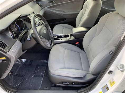 Hyundai subsequently made several modificatons to the front structure of the car since its introduction in early 2010, with the final change effective as of september 2010. Used 2014 Hyundai Sonata GLS for Sale - Chacon Autos