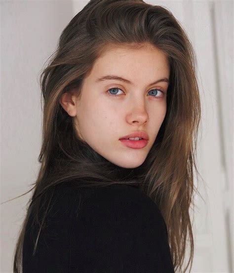 A number of models have been part of elite model, including gisele bundchen. Barbora Podzimková má opravdu dokonalý obličej - VIP Bulvár