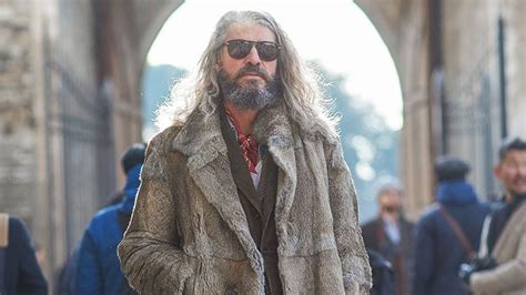 Instead, keep things simple and style your short not only does this man wear his hair long, it's what some would call very long, and is also left wavy and when it comes to having grey hair and maintaining a silver fox look, the answer is simple. 15 Grey Hairstyles for Men That Ooze Cool | Grey hair, Hair styles, Going gray