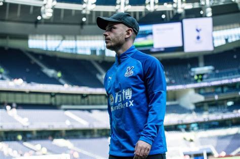 Latest on fc cologne forward emmanuel dennis including news, stats, videos, highlights and more on espn. Bundesliga statt Vereinslosigkeit: 1. FC Köln holt Ex ...