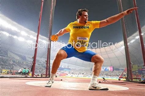 Daniel ståhl förbättrade sitt eget svenska rekord i diskus i bottnaryd. Daniel Stahl Sweden Discus Gold World Athletics Doha 2019 ...