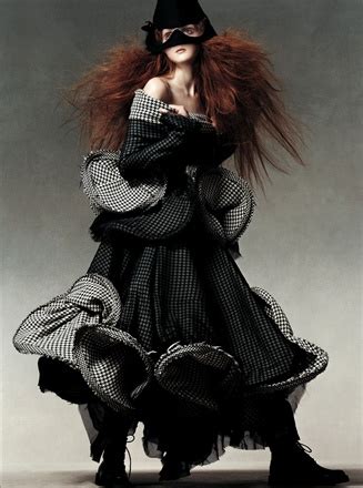 Cheryl ann tweedy (born 30 june 1983) is an english singer, dancer and television personality. Lily Cole - Vogue.it