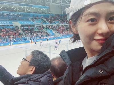 We are aoa's mina (민아) first international fansite! Former AOA Member Mina Worries Fans Once Again With ...