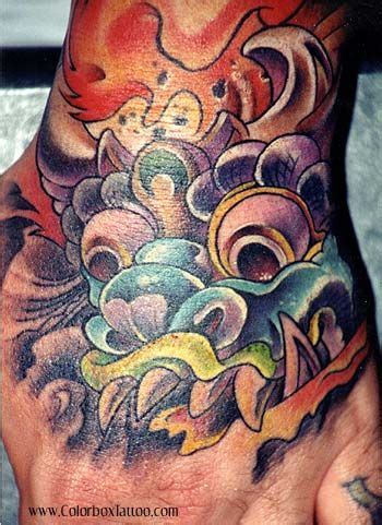 You can get a tibetan writing tattoo in the form of a mantra, hymn, symbol or a script. balinese tattoo | Tattoos, Tibetan tattoo, Hand tattoos