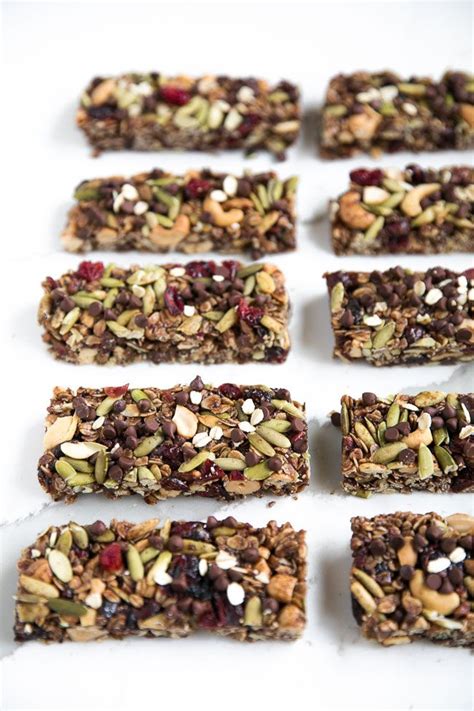 With sweet (think cherries, chocolate chips and vanilla yogurt drizzles!) and savory (cheese, please!) options, these bars are. Pumpkin Spice Cranberry Granola Bars | Recipe | Granola ...