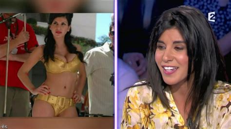 L'été est là et les stars nous narguent avec leurs corps de déesses en bikini. Reem Kherici dans On n'est pas Couché - 29/06/13 - 06