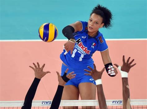 Your complete guide to valentina diouf; Preolimpico di volley: il c.t. Bonitta lascia fuori ...