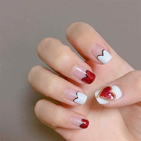 Si no se te dan bien las decoraciones y te cuesta sacarle partido a las uñas muy cortas, este nail art te gustará. Juvenil Modelo Diseños De Uñas Para Pies Pinterest ...