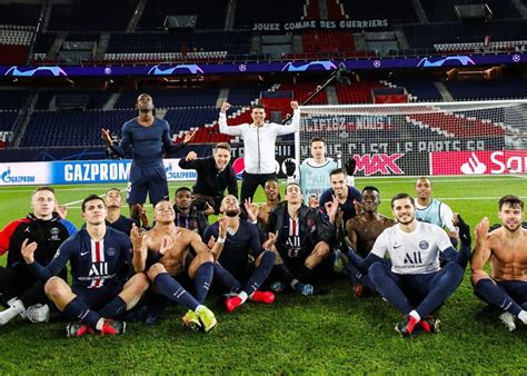 Erling haaland's €75m release clause not active until 2022. PSG players troll Erling Haaland with signature pose after ...