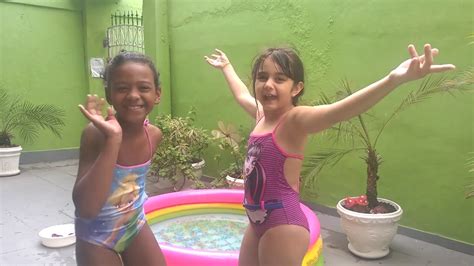 Problema de lógica amigas na piscina quatro amigas combinaram de aproveitar o dia de sol na piscina. DESAFIO DA PISCINA DE PLÁSTICO - YouTube