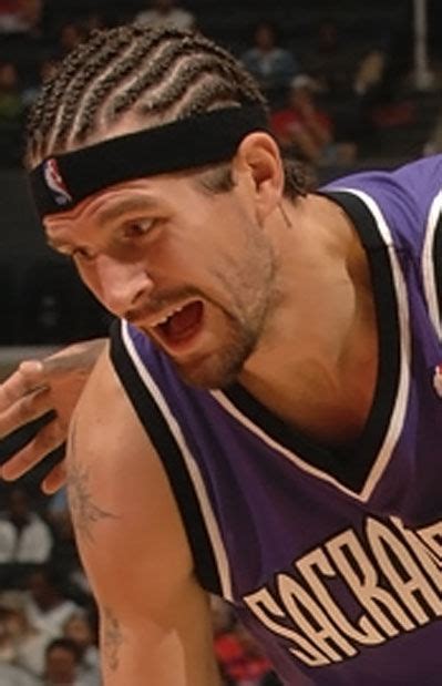 But on wednesday it was braids, more specifically french braids. Jeremy Lin rocks the cornrows. : nba
