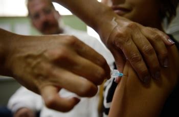 É possível agendar vacina na rede pública? Agendamento online para vacinação de HPV a partir deste domingo :: Notícia :: Prefeitura de Vitória