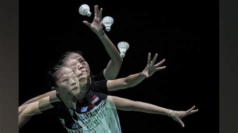 Film selingkuh sama kakak ipar big move 2021. Fitriani Menang Perdana di Kejuaraan Dunia Badminton 2019 ...