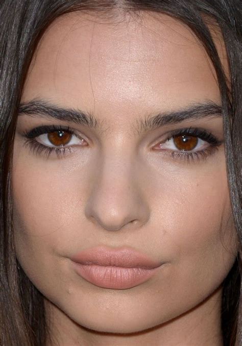 Emily ratajkowski just tried her most daring hair colour yet and you won't believe how good she looks! Close up of Emily Ratajkowski (With images) | Celebrity ...