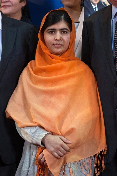The taliban have freed prisoners from bagram, a large compound occupied by the united states until recently. 8 Reasons South Asian Women Are Beautiful - Brown Girl ...
