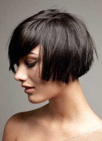 Coupe de cheveux femme boule. Coupe de cheveux femme carre boule