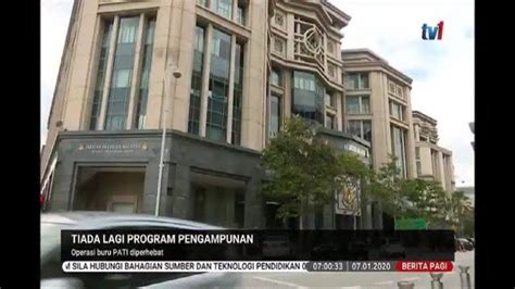 Pejabat jabatan imigresen malaysia negeri johor darul takzim, kompleks kementerian dalam negeri, jalan setia tropika, taman setia 2 keping gambar terbaru berlatar belakang biru muda ( berukuran 3.5 x 5 sm) mykad pemohon sijil lahir pemohon surat sumpah/surat jabatan kebajikan. Jabatan Imigresen Malaysia Negeri Johor - Tiada lagi ...