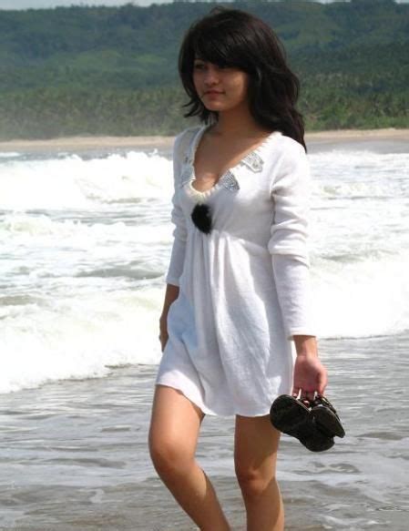 Ngentot pantat toket toge memek meki cewek gadis abg smu ngintip ngentot. Memek Bu Haji Di Twitter