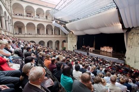 Aplikace národního festivalu smetanova litomyšl. Začíná Smetanova Litomyšl | OperaPlus