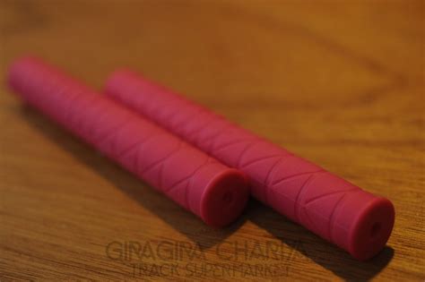 You can sometimes win the bet or lose it. Champ Yoshida - Long Track Bike Grips - Keirin - Track ...