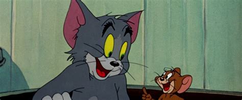 The de rigueur slapstick scenes for the title characters don't even play, as the integration of animation and live action is so clunky that it feels like we're watching special effects demonstrations rather than gags. 익스트림무비 - 클로이 모레츠 주연 톰과 제리 실사 개봉일 2020년으로 앞당긴다