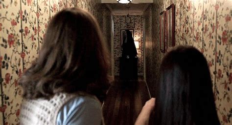Sterling jerins is an american actress. | The Conjuring 2 Directed by James Wan (2016)