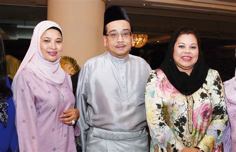 Beliau berkata, mohd rani hisham mempunyai pengalaman menerajui syarikat itu selama dua tahun pada 2017 hingga 2019. White fairytale wedding of Dr Radly Abdul Rani and Dr Nor ...